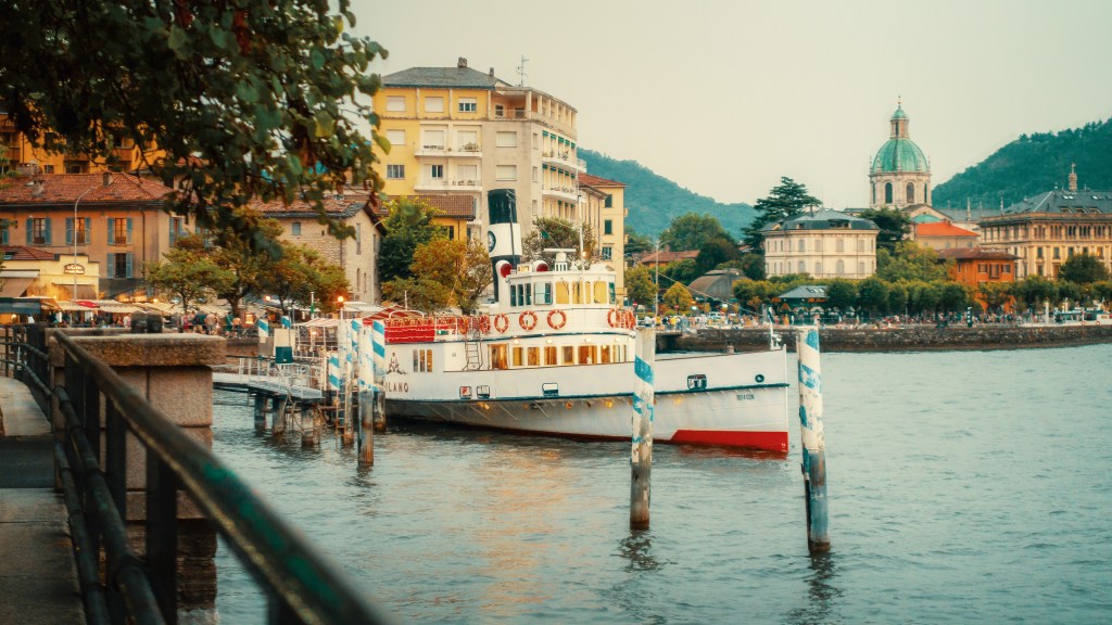 Bâteau sur le Lac de Côme