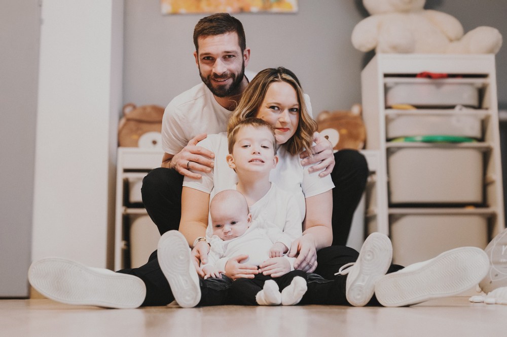 Famille à la maison