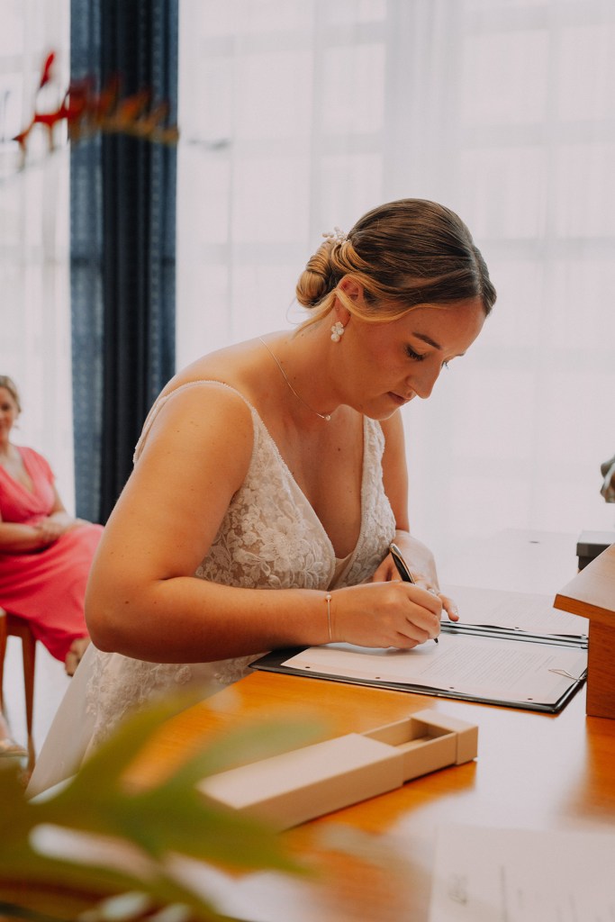 la mariée à la mairie de brest